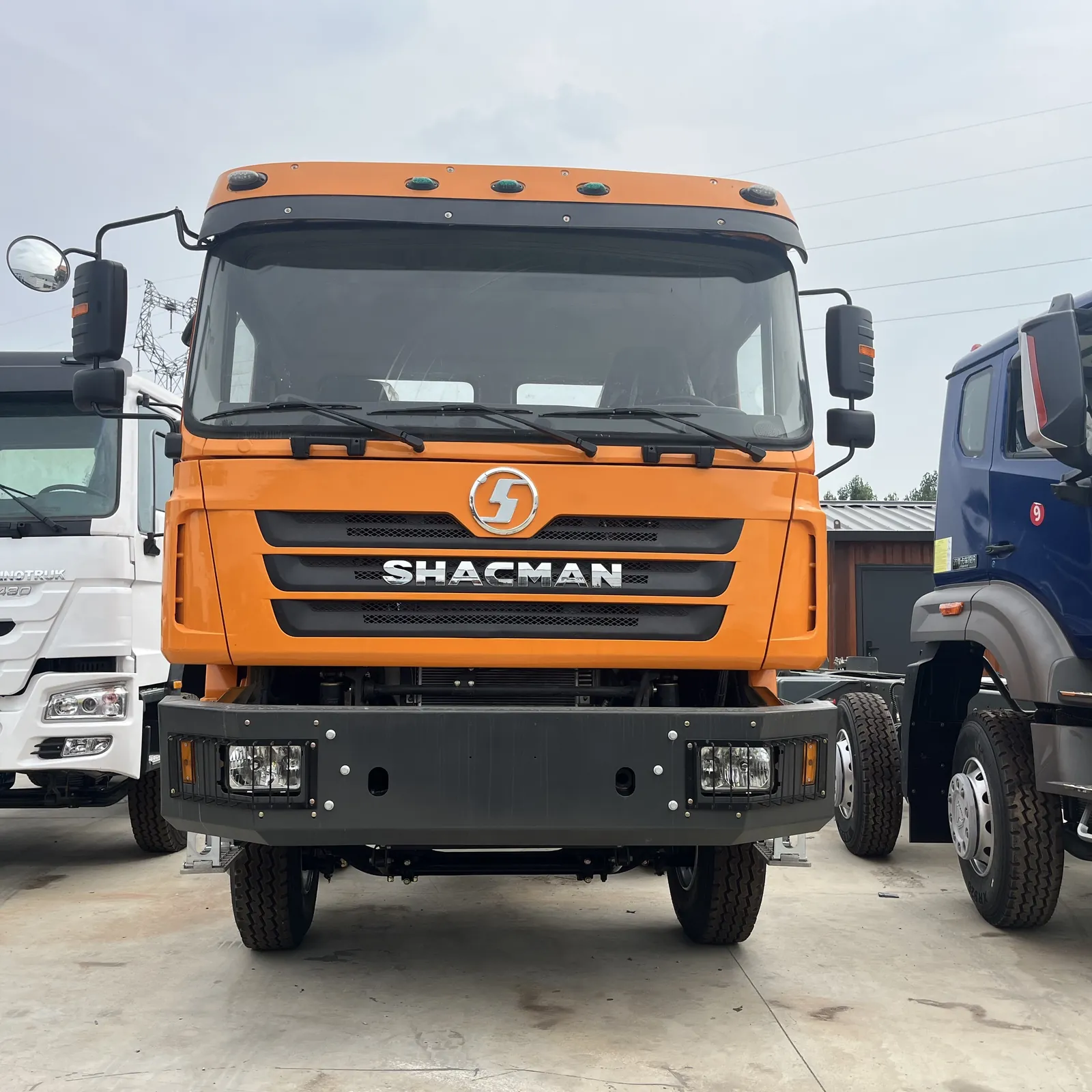 Used Shacman F3000 8x4 chassis, engine or chassis